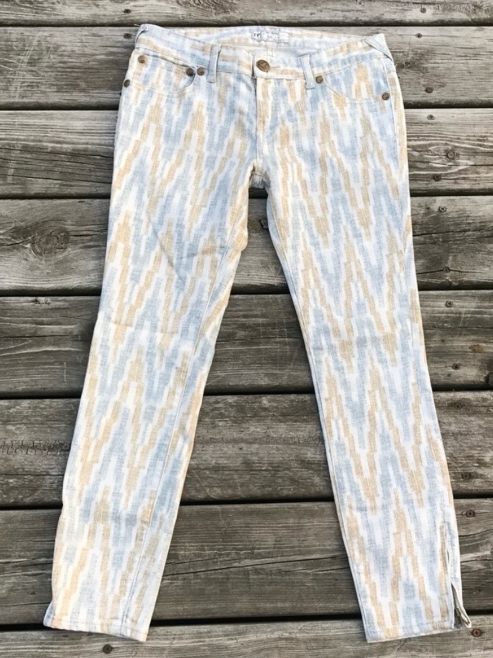 FP NWOT awesome patterned capris